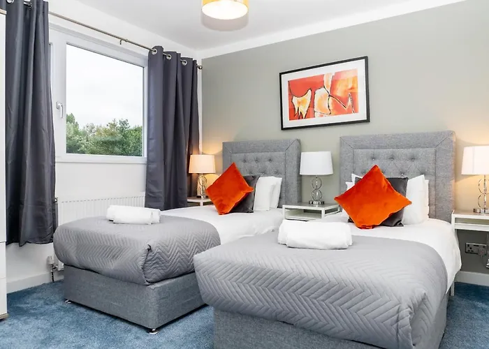 Inspiration By Olauda Sa - 3 Bed House With Free Parking